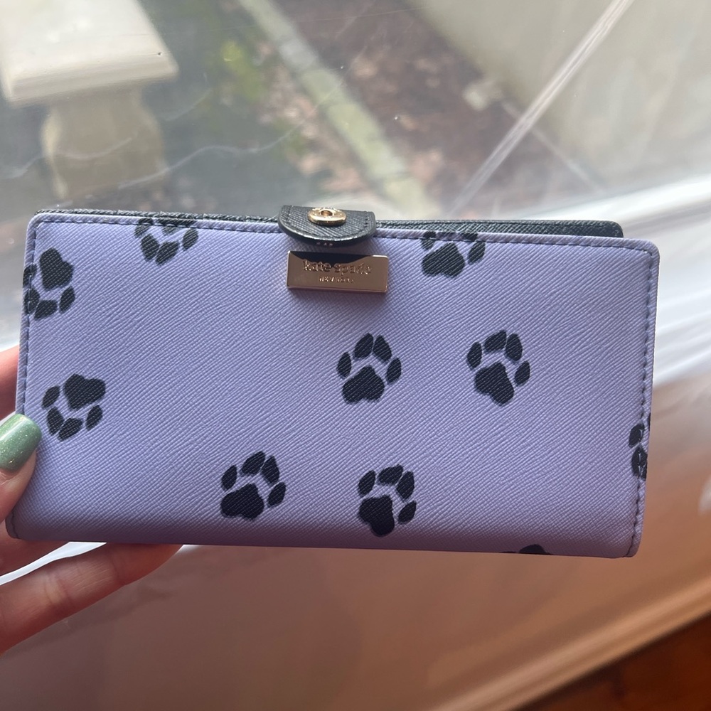 Lavender Paw Print Kate Spade New York Wallet | Dog Lover | New Without Tags - Picture 4 of 6